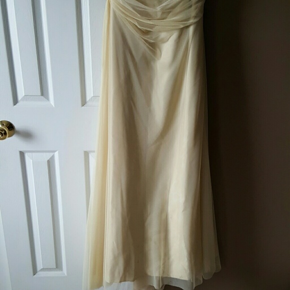 (Donated) 🍒Blowout🍒Vera Wang Special Occasion Gown - Picture 2 of 3
