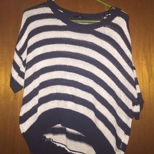 Navy and cream sweater!