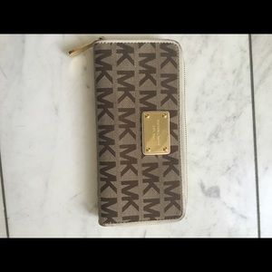 TRADE FOR KATIE ONLY!!🚨