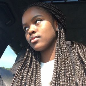 Meet your Posher, Sakiya