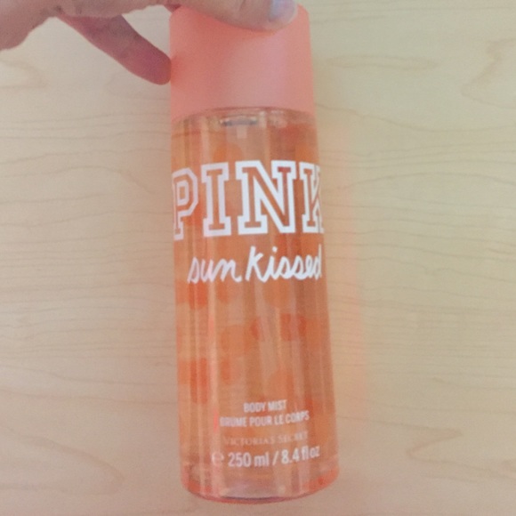 Sun kiss pink body mist by Victoria secret