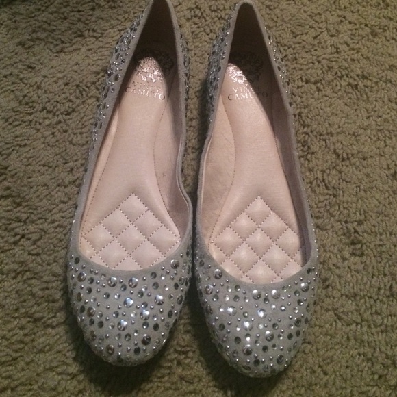 Vince Camuto grey & silver flats