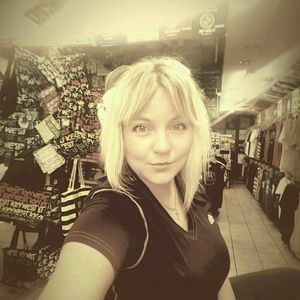 Meet your Posher, Kristina