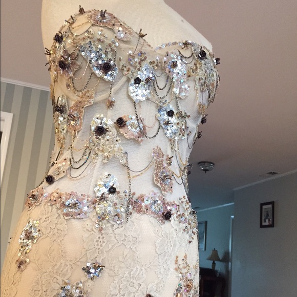 Alberto Makali beautiful beaded and sequin dress - Picture 2 of 4