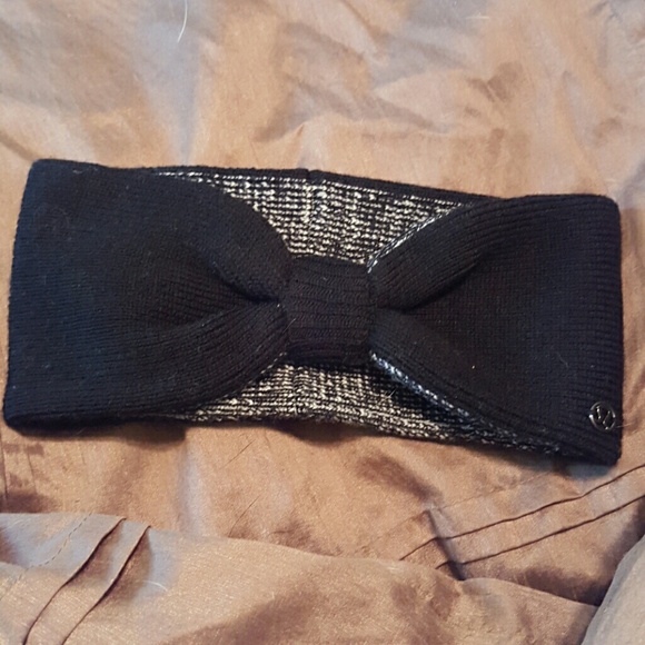 NWOT Lululemon ear warmer