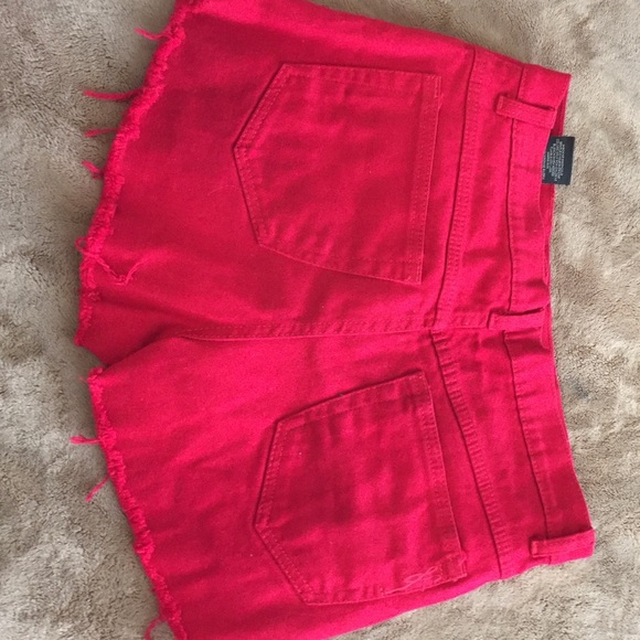 High Wasted Shorts - Picture 4 of 4