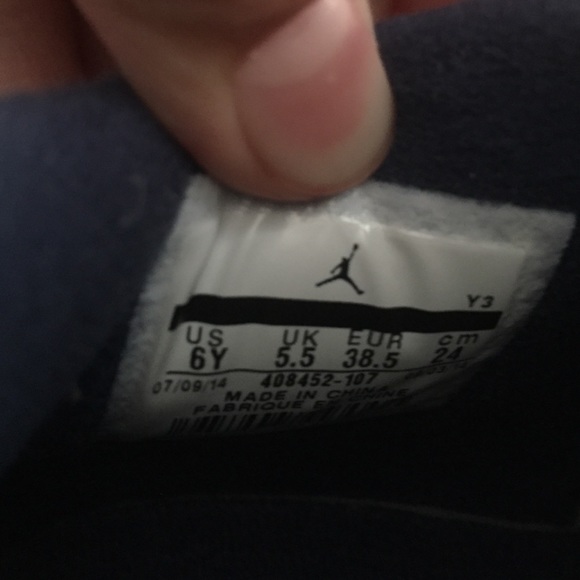 Jordan 4s legend blue - Picture 3 of 3