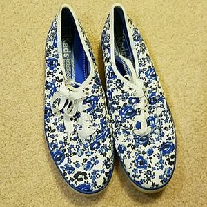 Blue floral keds