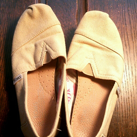 Women's Toms