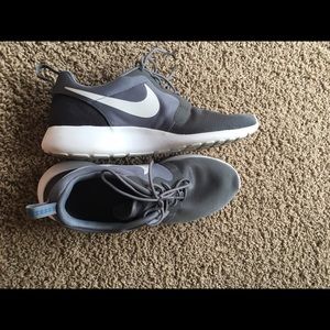 Grey Nike Roshes