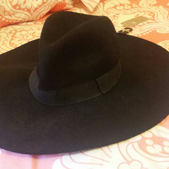 H&M Black Wool Wide Brim Hat