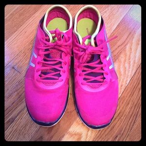 Worn once asics cross trainer sneakers