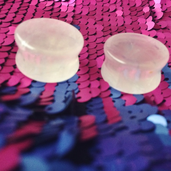 Rose Quartz Plugs 7/8 (22 mm) Double Flared