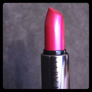 Mary Kay Creme Lipstick- Hibiscus