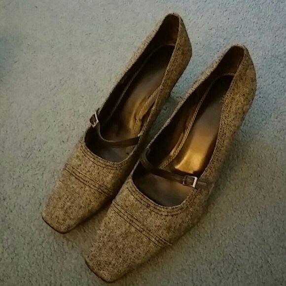 Tweed pumps with 1.5" heels