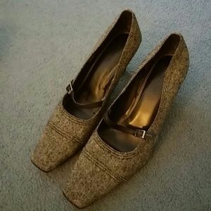 Tweed pumps with 1.5" heels