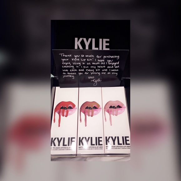 KYLIE LIPKIT BOX 3 KITS MATTE LIPSTICK & LINER