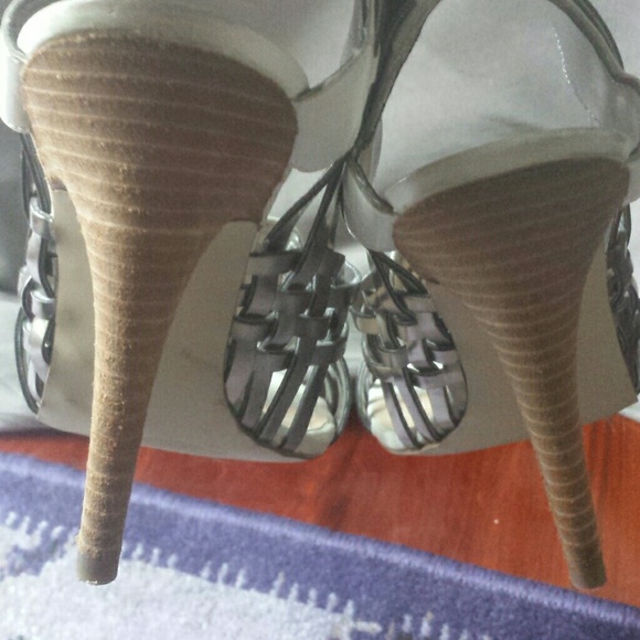 Guess heels - Picture 2 of 3