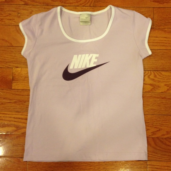 Nike top