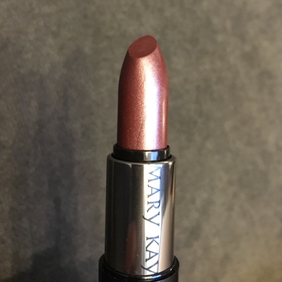 Mary Kay Creme Lipstick- Nutmeg