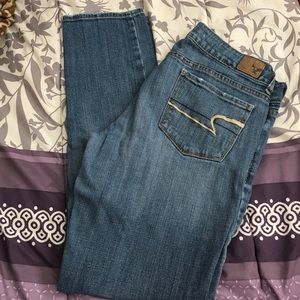 Great condition AE stretchy skinny jeans
