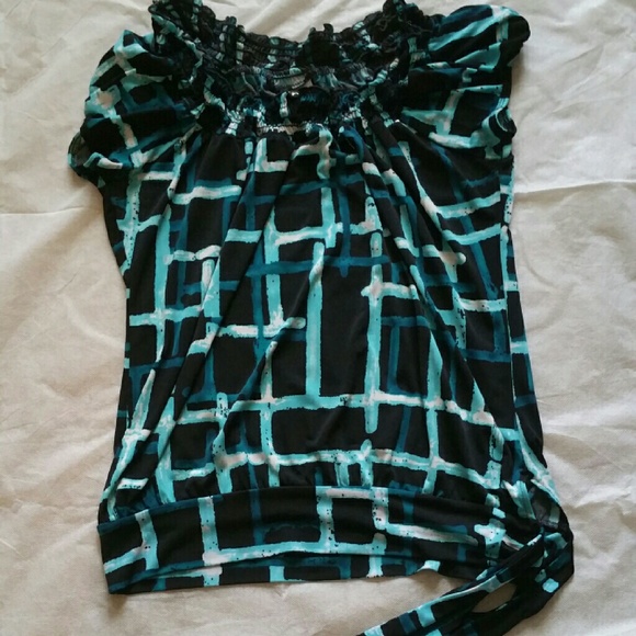 SOLD Black and turquoise blouse SOLD - Picture 2 of 4