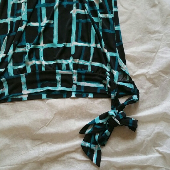 SOLD Black and turquoise blouse SOLD - Picture 3 of 4