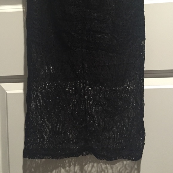 Black Midi Lace Dress - Picture 4 of 4