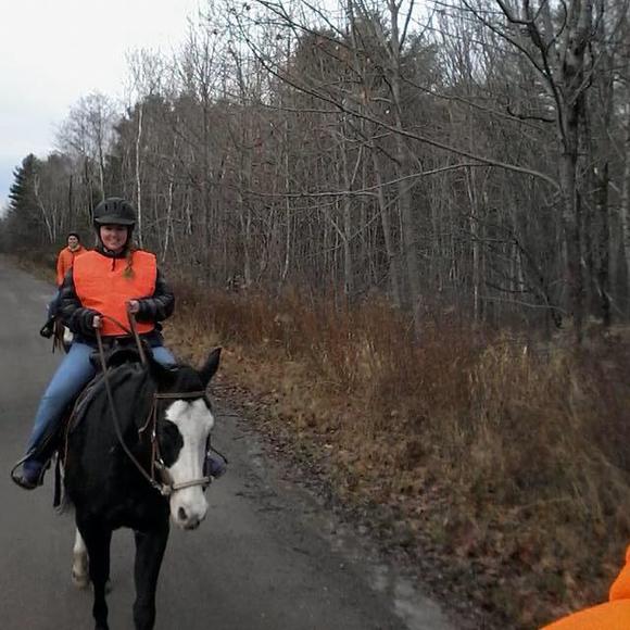 Meet your Posher, Danielle