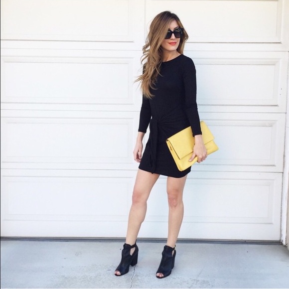 De lacey Dresses & Skirts - Black Tie dress