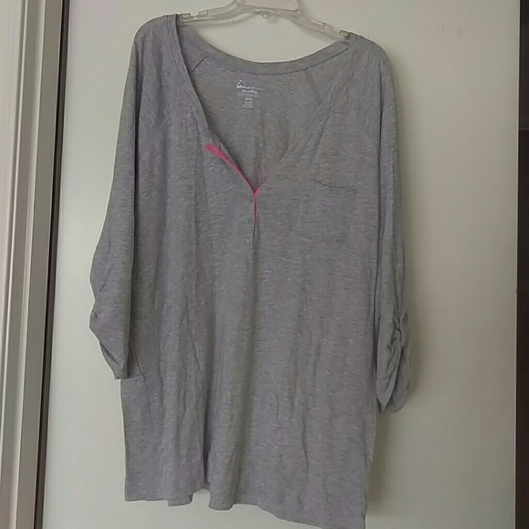 Grey 3/4 length sleeve top