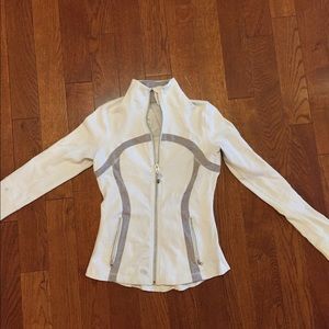 Lululemon define Jacket size 6