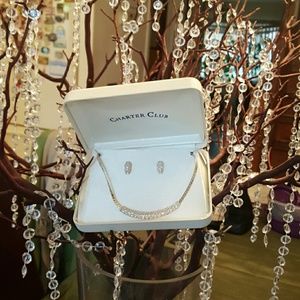 🎊🎊Charter club necklace and earrings set