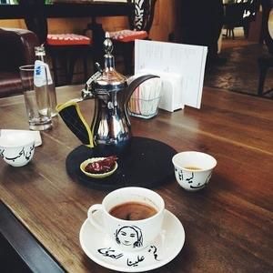 Meet your Posher, Hanouf