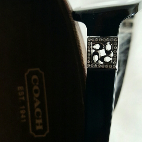 Coach Eyeglasses - Picture 2 of 4