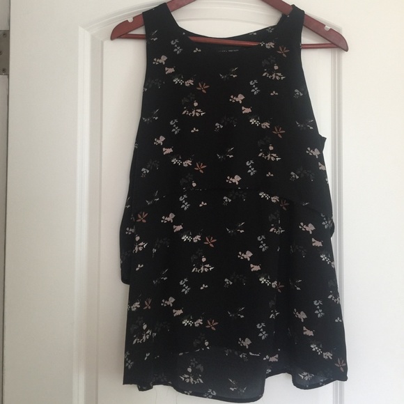 Ivanka Trump Tops - ivanka trump black and floral shell