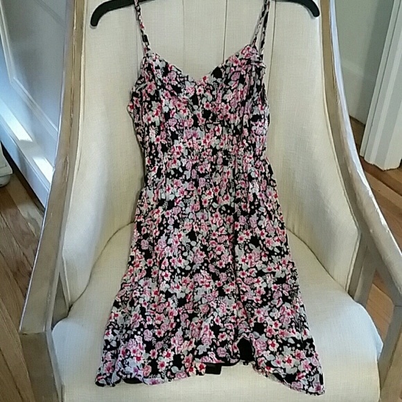Spaghetti strap dress with ajustable straps - Picture 1 of 1