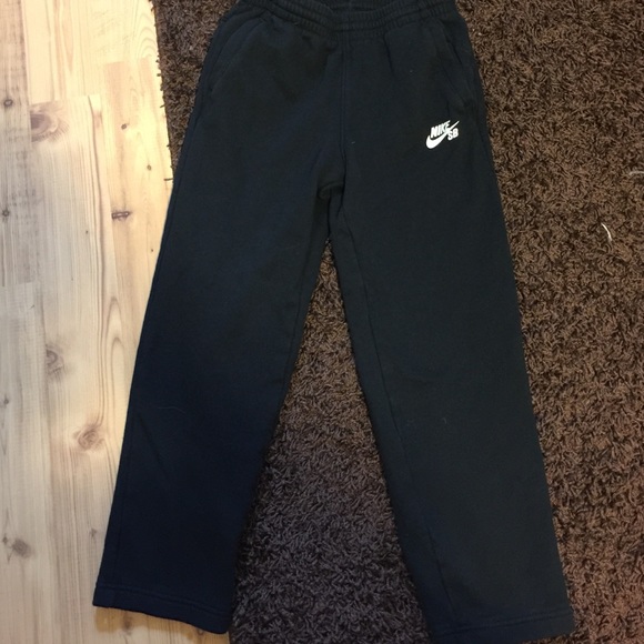 Nike SB pants (black) only worn 5 times