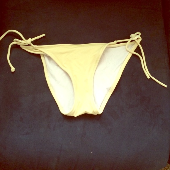 Bikini bottoms by VS🌞🌞