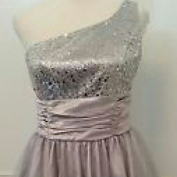 Tween Dress - Picture 1 of 4