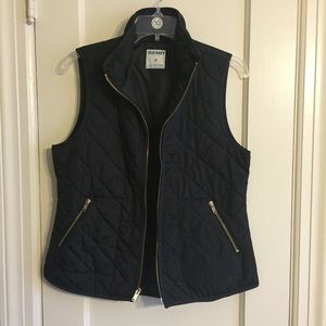 NWOT Old Navy quilted vest