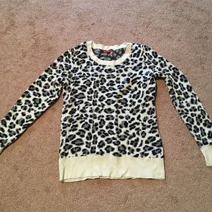 Sweater *never worn*