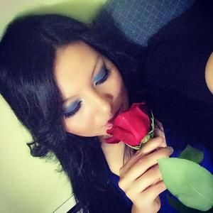 Meet your Posher, Dulce