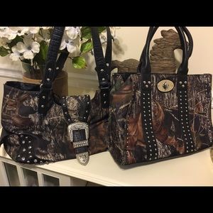 Mossy Oak Purses