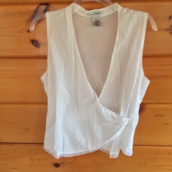 ⚠️Clearance⚠️ Delicate Tulle Trim Lined Vest 10 - Picture 2 of 4