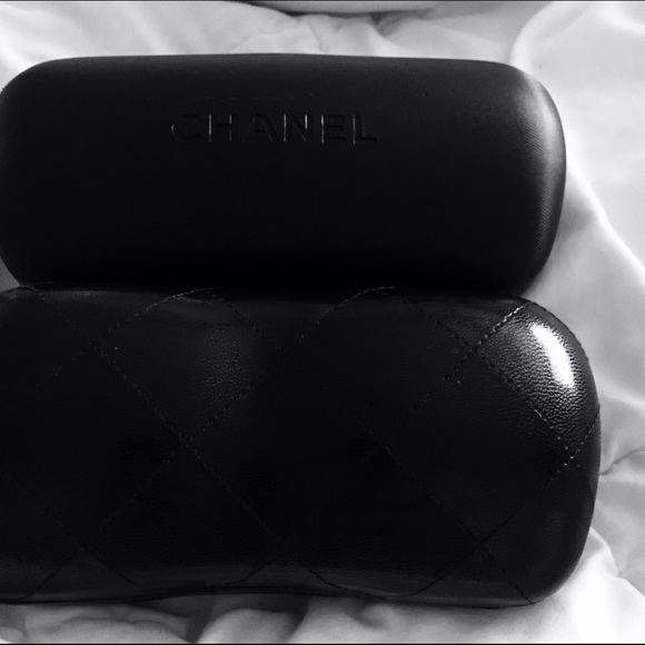 Sunglasses - Picture 4 of 4