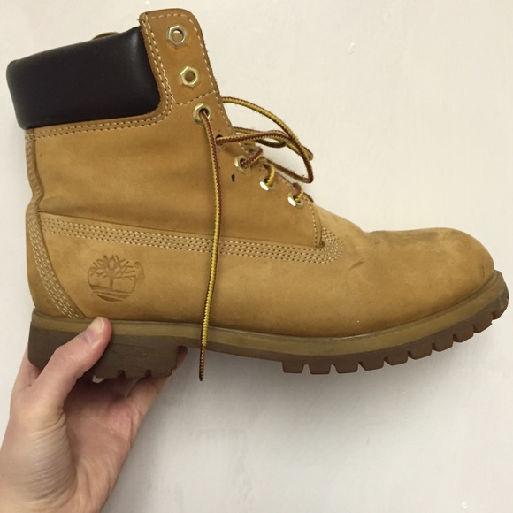 TIMBERLAND BOOTS