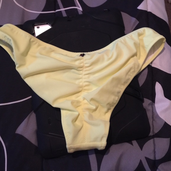 Victoria Secret PINK bathing suit bottoms - Picture 2 of 2