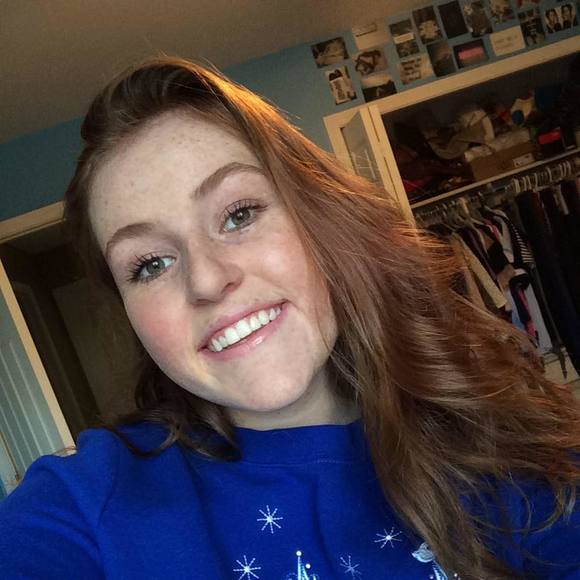 Meet your Posher, Allison - Picture 1 of 1