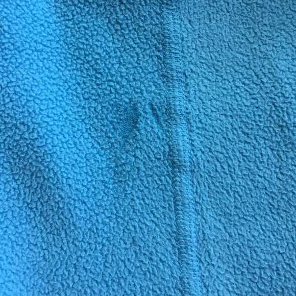 Under Armour 1/4 zip pullover size Medium - Picture 4 of 4